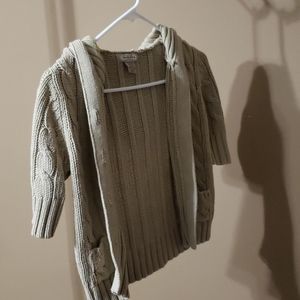 Tan short-sleeved knit hoodie